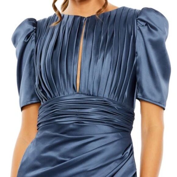 Mac Duggal 27014 PUFF SLEEVE PLEATED BODICE DRAPED GOWN 8 Runs Small - Picture 5 of 16